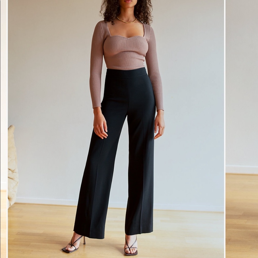 NWT Aritzia High Waisted Flared Trousers